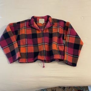 American Eagle cropped pullover